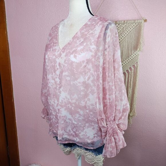 1 State. Blush Pink Top Small - Picture 1 of 8